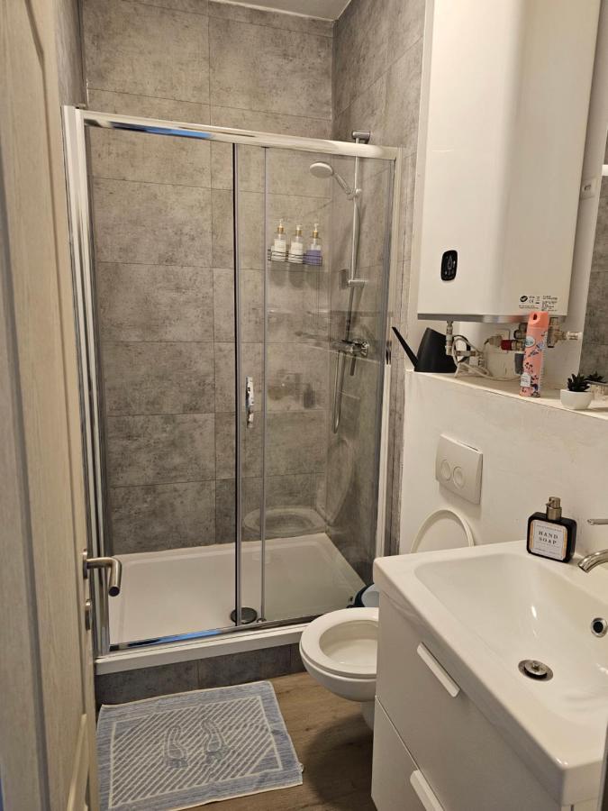 Appartement Diamant Брюксел Екстериор снимка